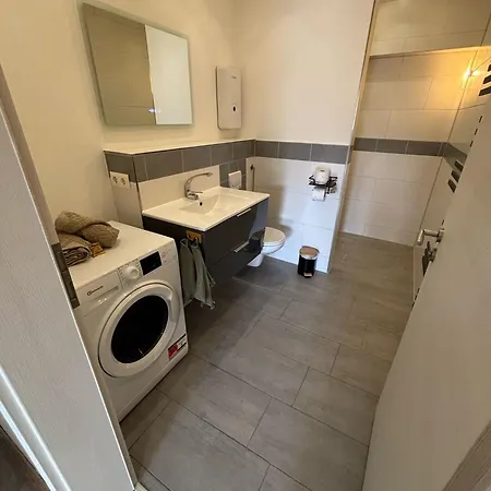 Delliener Hof Apartment *